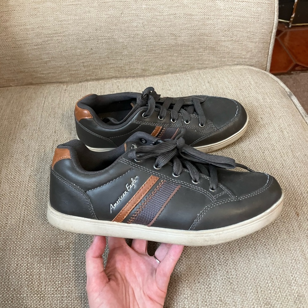 American eagle youth Preston sneaker